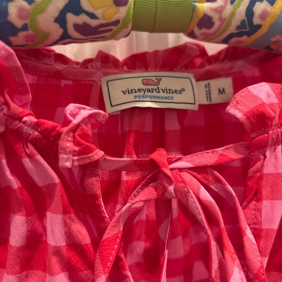 Beautiful checkered top - Picture 2 of 3